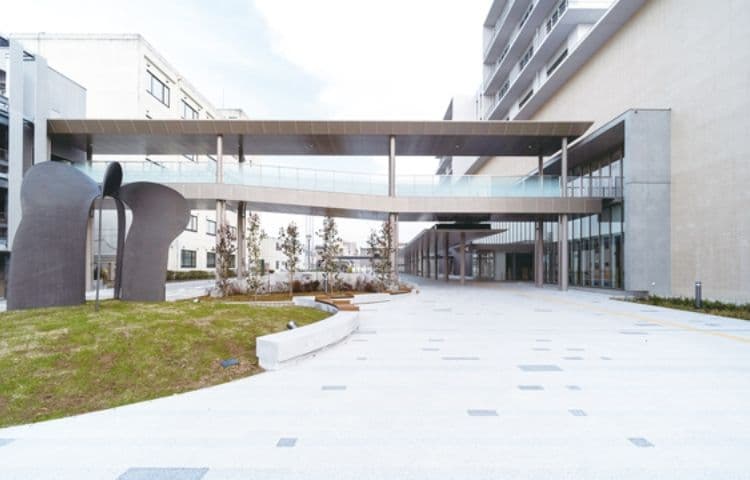 春日部市立医療センター