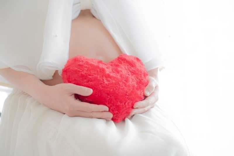 妊娠中に結婚式にお呼ばれしたときの注意点は?